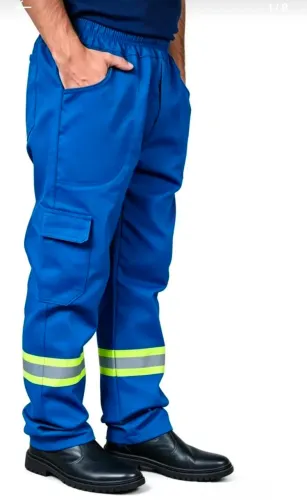 Calças de brim para obras , construções etc.. 