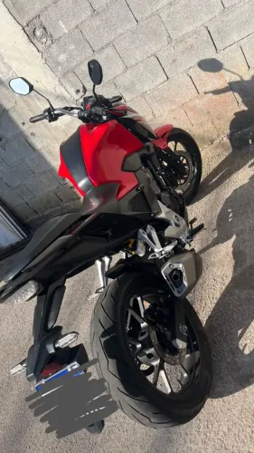 CB 300 f