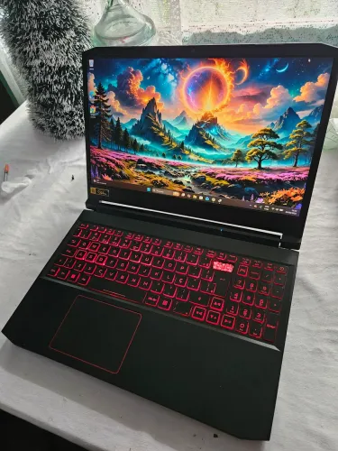 Notebook gamer acer nitro 5 ryzem 7 16 gb ram Tela 144hz