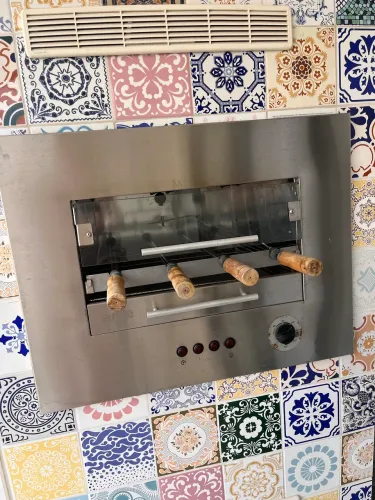 Forno elétrico churrasqueira Arke 220v