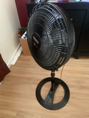 Ventilador mondial preto 127V
