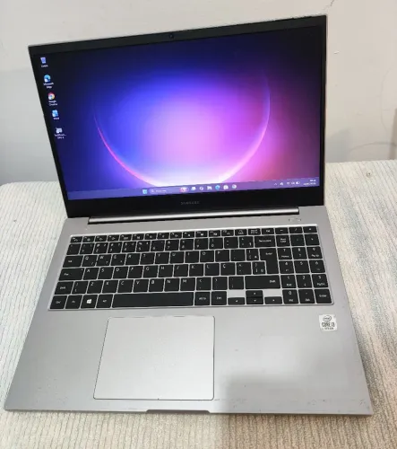 Notebook Samsung i3 10° Geração top 
