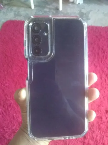 A 15 5G em perfeito estado de conservação