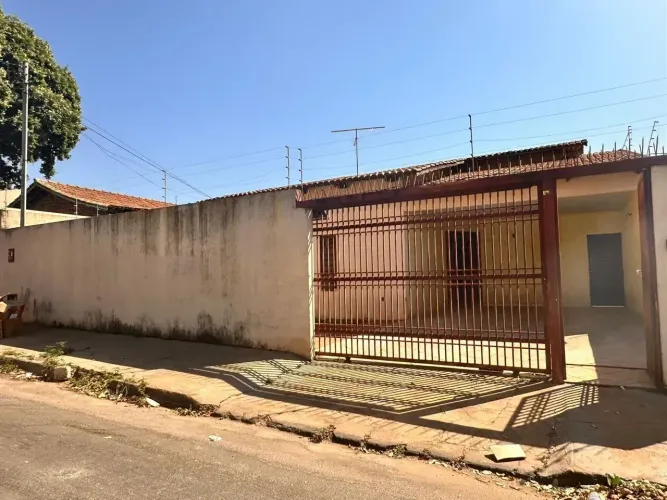 Casa Térrea à Venda - Celina Park | Goiânia/GO