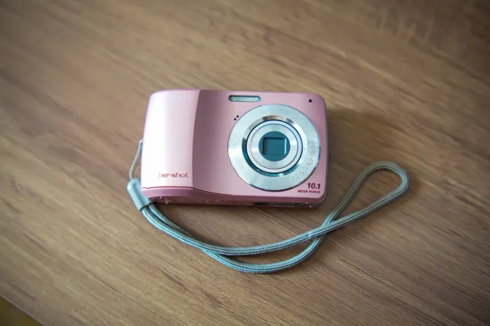 Câmera Cybershot Rosa s3000