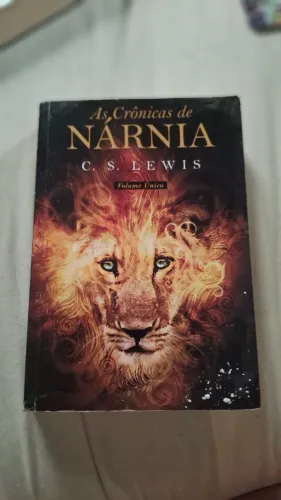 As Crônicas de Nárnia, volume único (Autor: C. S. Lewis).