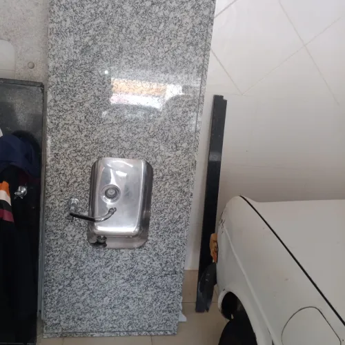 Pia granito cozinha cinza, cuba inox Tramontina torneira   65 cm x 168 cm 