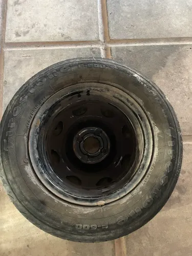 Roda de ferro R13 4 furos