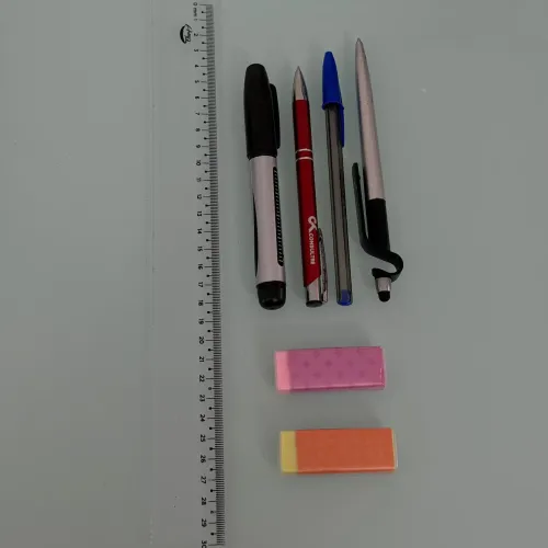Kit Escolar e Papelaria - Régua 30cm + Canetas + Marcador + Borrachas