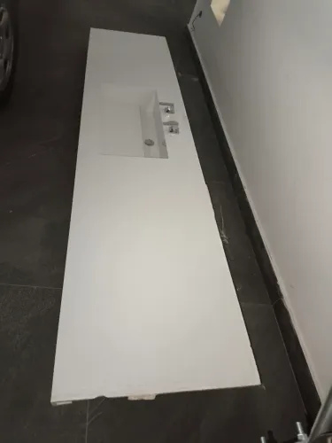 Bancada de mármore branco
