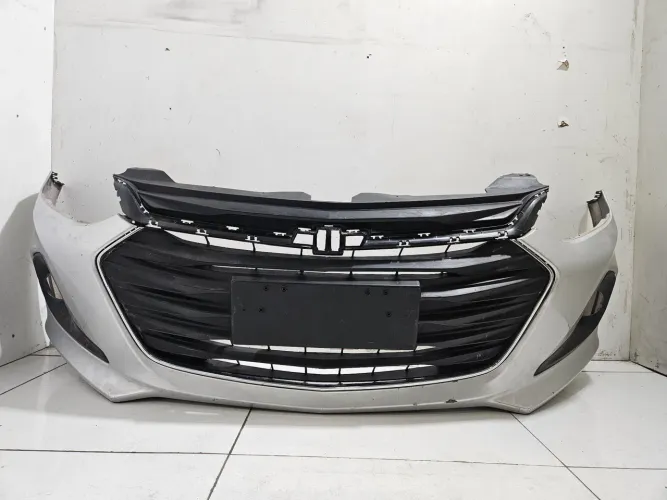 Parachoque dianteiro Chevrolet Onix 2020/2025 original 