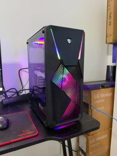 PC Gamer i5 12400F, 16 GBs, RX 6600 + SSD 1TB