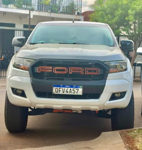 Ford Ranger XLS 2.5 16V 4X2 CD Flex 2017