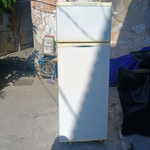 Geladeira com defeito 