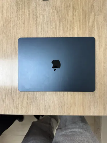 MacBook Air M4 - 16gb RAM - 256gb SSD