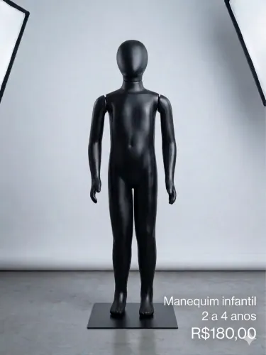 Manequim infantil