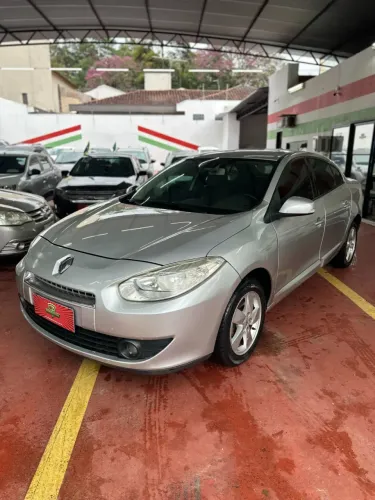 Renault Fluence Sed. Dynamique 2.0 16V Flex Aut. 2013
