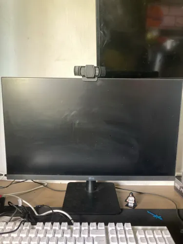 Monitor LG 24q