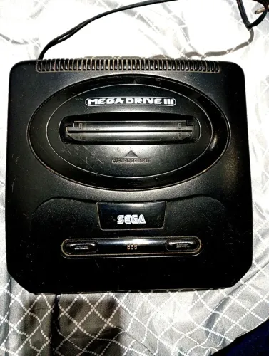 Mega drive 3 tectoy (Apenas o console).