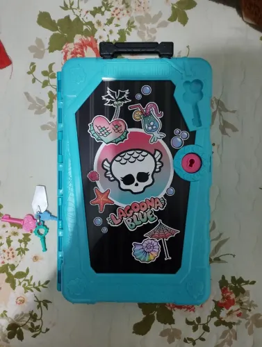 Maleta lagoona oásis - Monster high