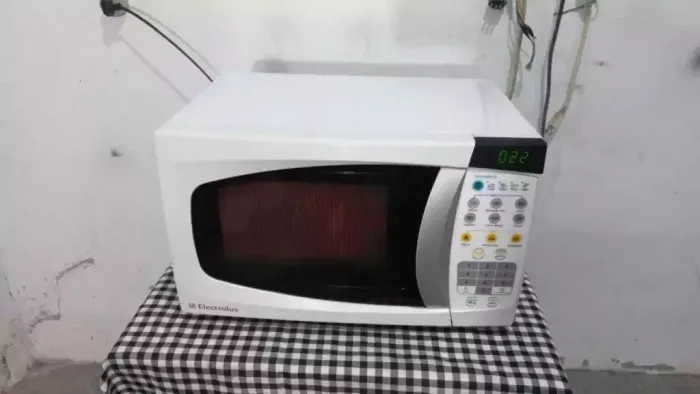 Microondas Electrolux 20 litros 