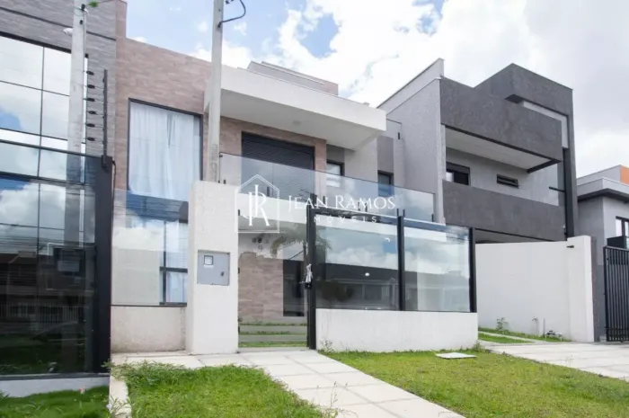 Sobrado para , 3 quarto(s), Alto Boqueirão, Curitiba