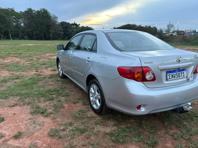 Toyota Corolla XLI 1.8/1.8 Flex 16V Aut. 2010