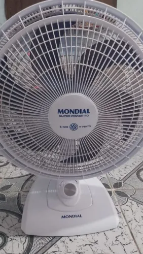 Ventilador mondial 40ctm semi novo e liquidificador Walita funcionando perfeitamente 130R$