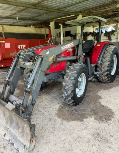 Trator Massey Ferguson 4275 2010
