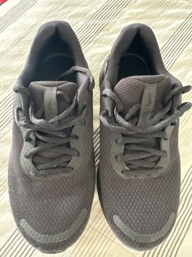 Tênis Nike 35 preto infantil