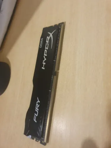 Memoria ram 16gb kingston fury hyper x.
