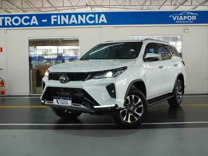 Toyota Hilux SW4 4X4 2.8 Diesel 2024