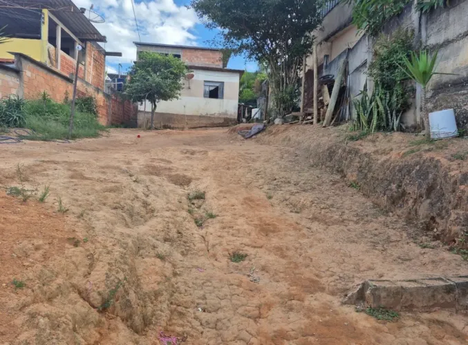 Casa com Lote a Venda em Conselheiro Lafaiete