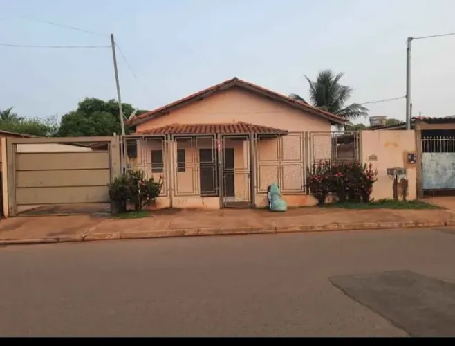 Casa a venda na popular no asfalto!!!