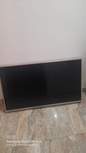 Vendo duas tv umas LG e outra Philco duas smart