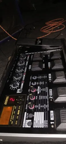 Pedaleira korg Ax3000 para guitarra