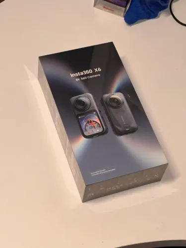 Insta 360 X6 Essentials BUNDLE - Lacrada