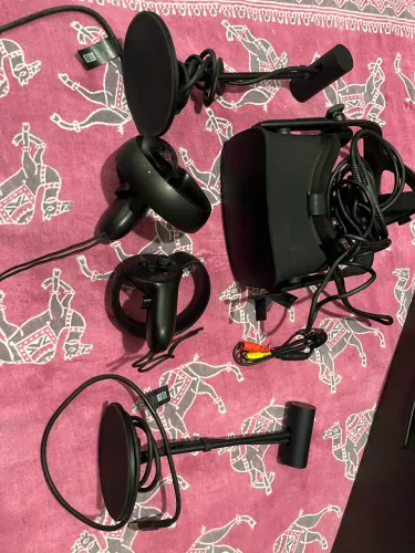 Oculus Rift CV1 -não funcionando- para concerto ou peças 