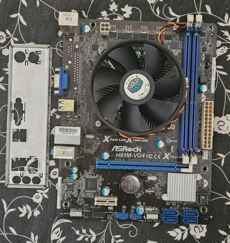 Kit Placa Mãe H61M + Processador