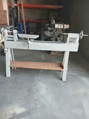 Torno para madeira