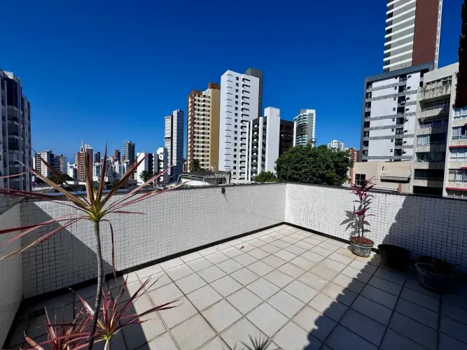 COBERTURA 3/4 COM SUÍTE - GRAÇA