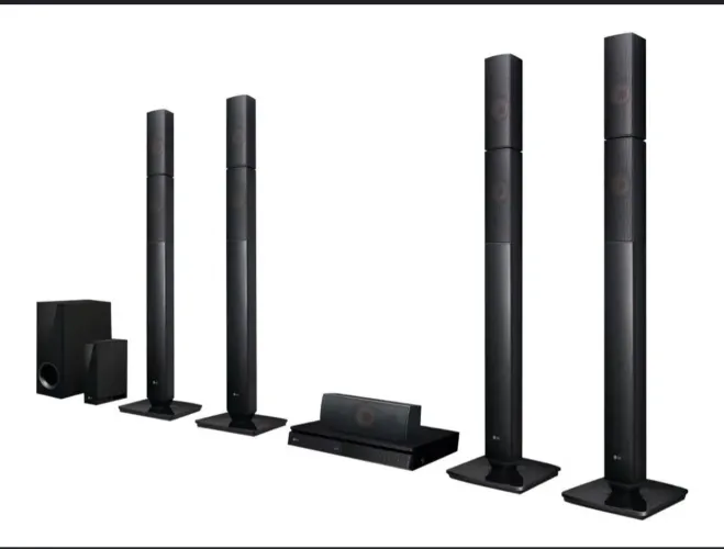 Home Theater com 4 Torres