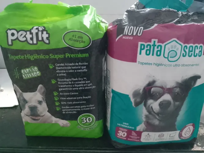 Vendo dois pacotes de fraudas pet 