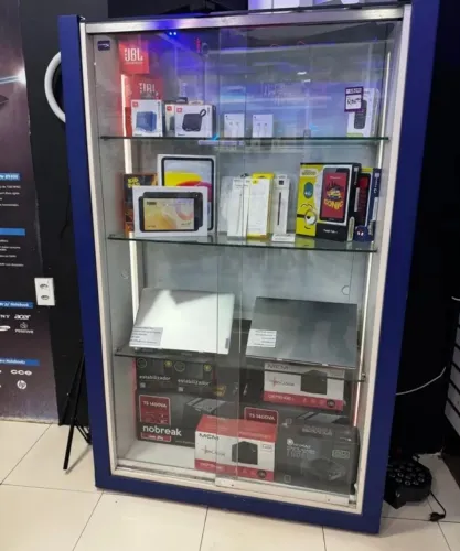 PRATELEIRA VITRINE PARA LOJA