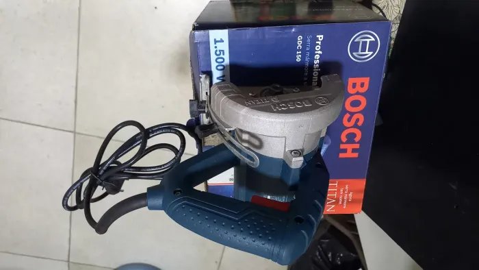 Nova Na Caixa Máquita Bosch profissional