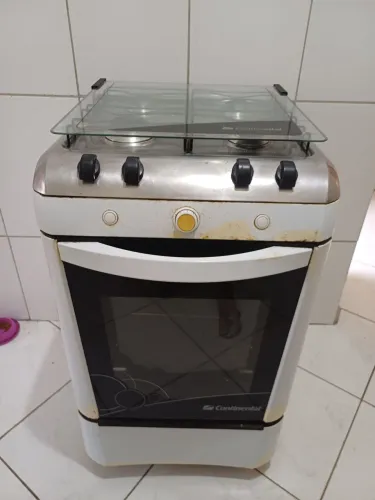 Fogão automático funcionando tudo