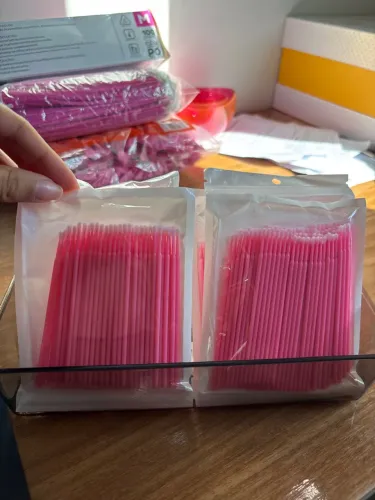 700 Microbrush Rosa Descartáveis para Cílios e Estética - 7 Pacotes