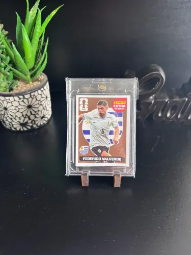 FIGURINHA DA COPA 2026 VALVERDE BRONZE ( ORIGINAL TIRADA NO PACOTE)