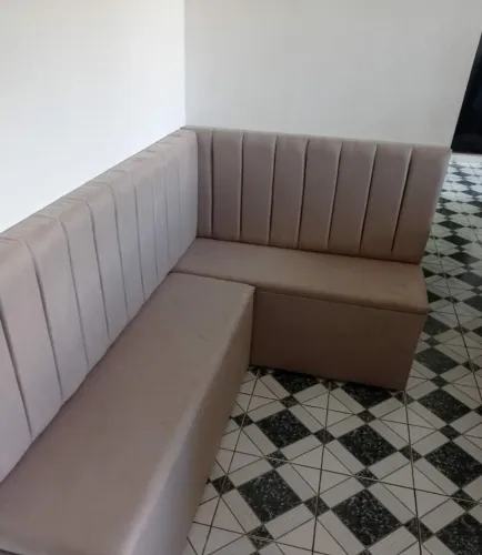 Canto estofado para deixar seu ambiente lindo e confortável