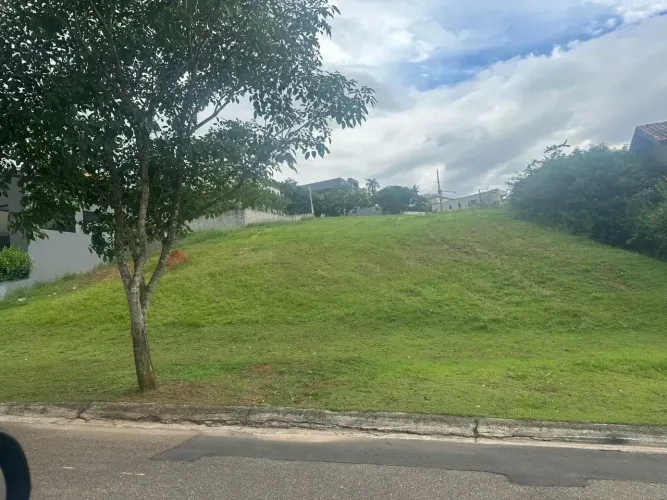 Oportunidade !Terreno á venda no Condomínio Porto de Atibaia , Condomínio de Alto Padrão e